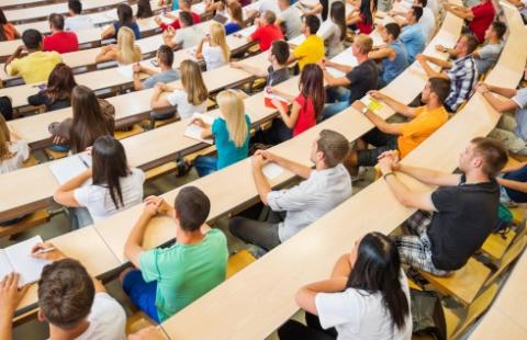 Stypendia rektora dla większego grona studentów - rząd przyjął projekt