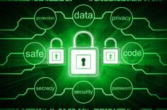 Firmowe i urzędowe systemy IT lepiej chronione przed cyberatakami