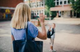 Świadczenie 800 plus dla pracujących rodziców. Tylko Ukraińców, czy także Polaków?
