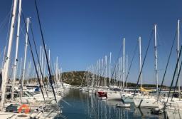 Polska bandera dopiero po wstępnym przeglądzie jachtu