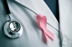 Wcześnie wykrytego raka piersi można wyleczyć, warto korzystać z badań profilaktycznych