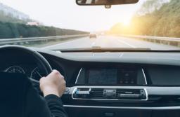 Zakup samochodu osobowego - leasing czy gotówka?