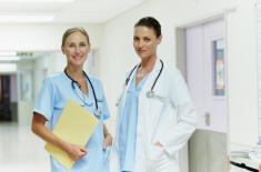 Lekarz nie wyspecjalizuje się na razie w samej nauce o żywieniu