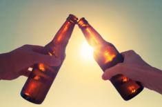 Szklane butelki uciekają z krajowego systemu kaucyjnego - będzie zamieszanie